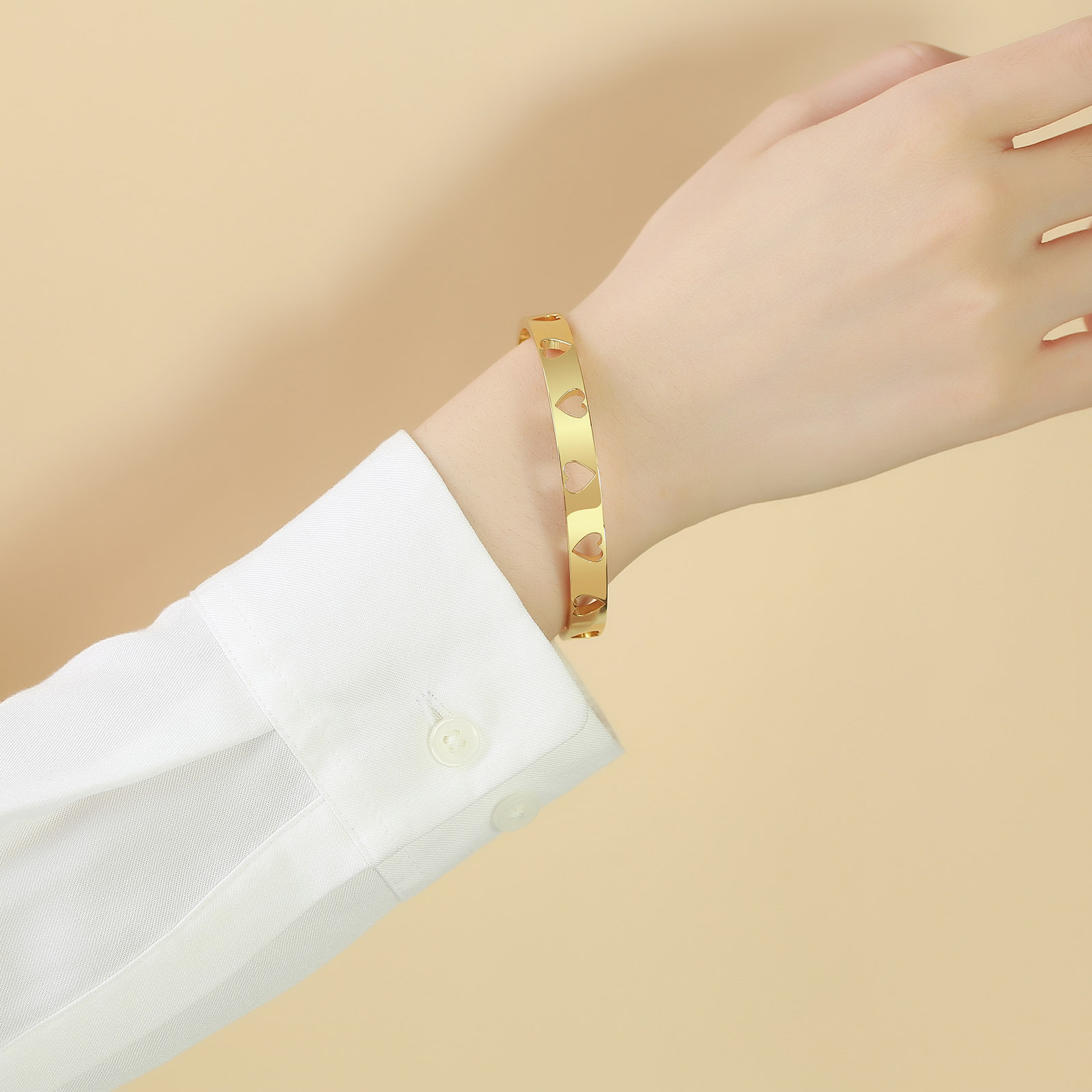 Simple Style Solid Color Stainless Steel Bangle Plating Hollow Out Stainless Steel Rings