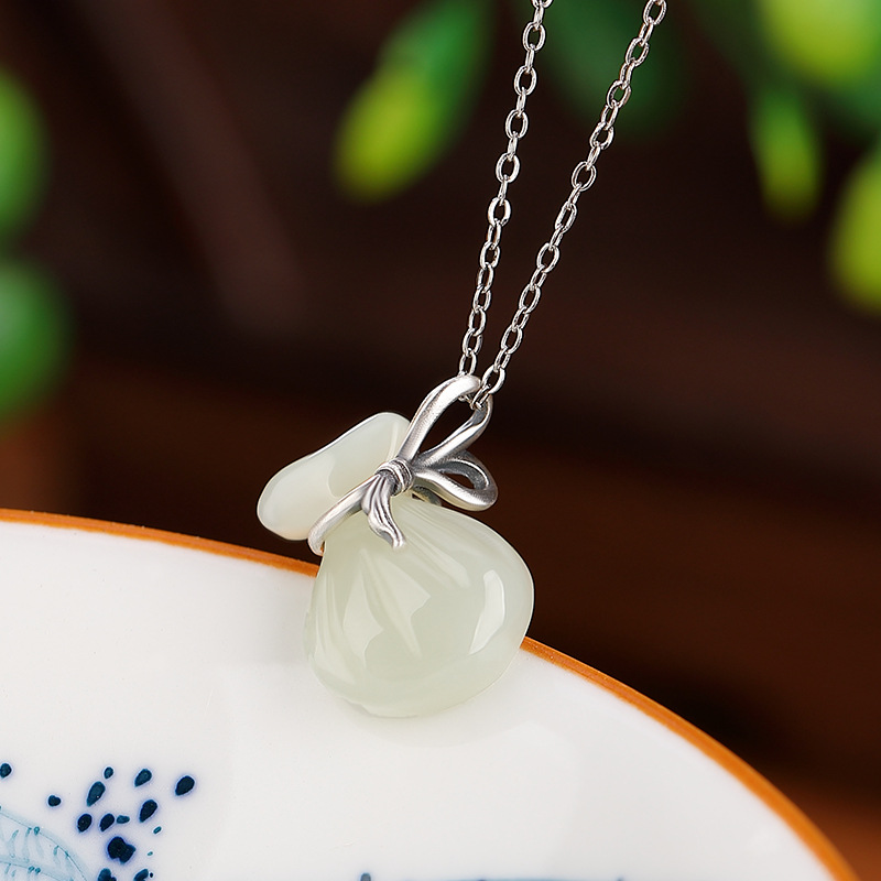 Mặt dây chuyền ngọc bích Hetian bạc S925 hình con nai phong cách Trung Quốc cao cấp — Mặt Dây chuyền đơn (không có dây chuyền)