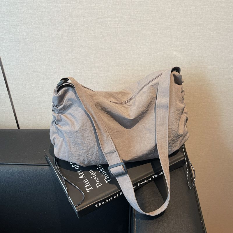 日本製防水ナイロン餃子バッグスポーツクロスボディバッグ男性と女性のための大容量トートバッグサイクリングリラックスショルダーバッグ|undefined