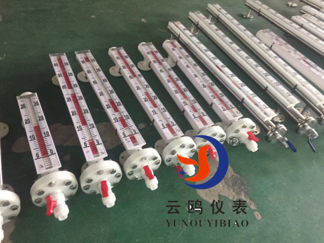 带上下报警型磁翻板液位计 防爆远传顶装磁浮子液位计 说明书