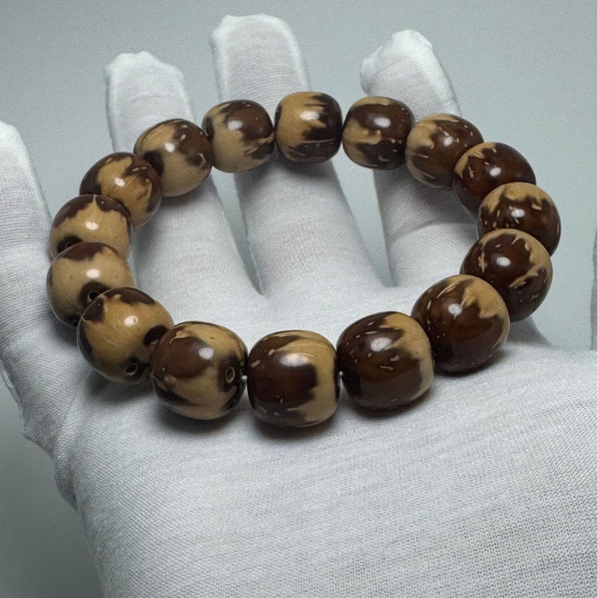 半实心招财紫金鼠火焰纹精品半山半水油核手串文玩佛珠厂家直发