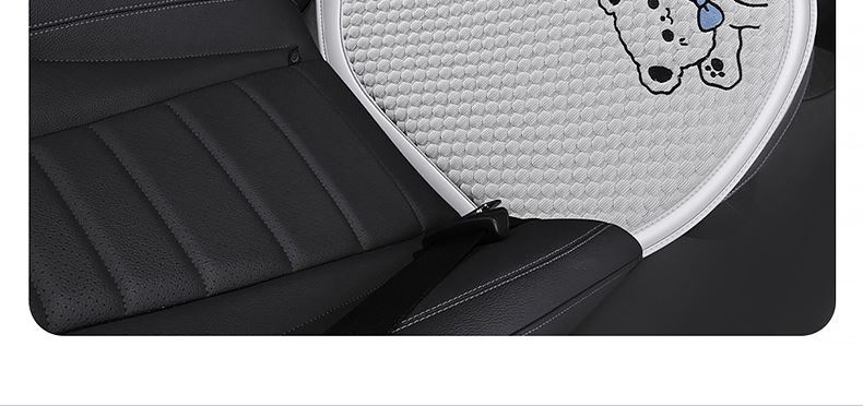 Car cushion four seasons universal women's cute cartoon bear cushion summer ice silk breathable non-slip seat cover