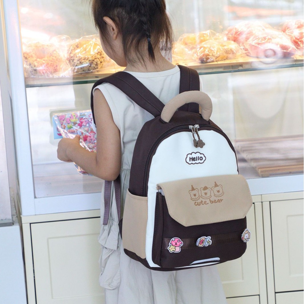 小学生书包轻便减负大容量学生包防水学生包厂家生产儿童双肩背包