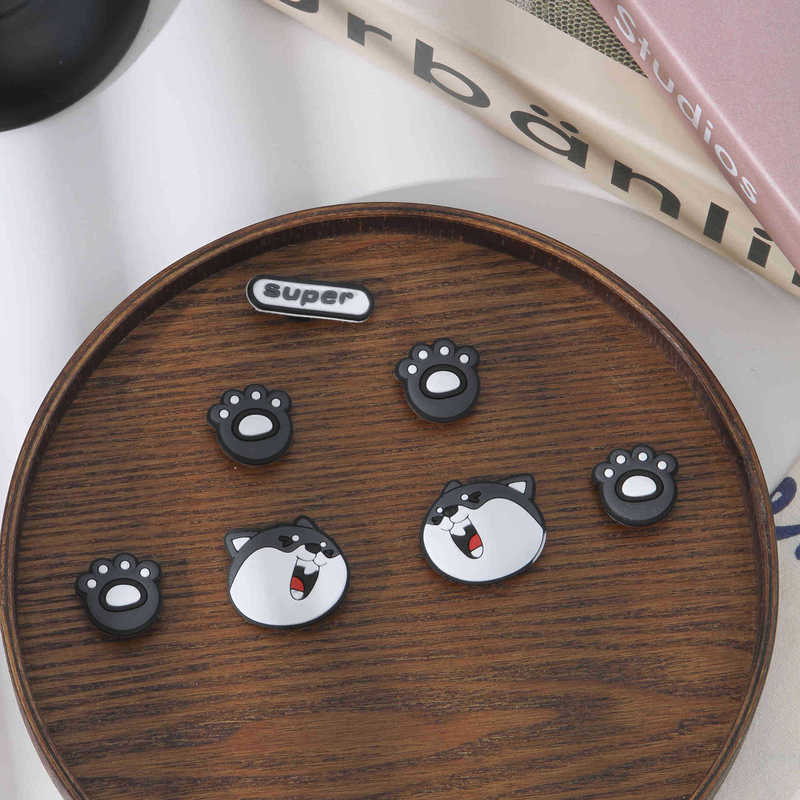 Detachable Shoe Charms, Shoe Decorations, Shoe Flowers, Cartoon Couple Shoe Accessories, Wholesale Dog Charms for Women's Shoes, Cute and Fun