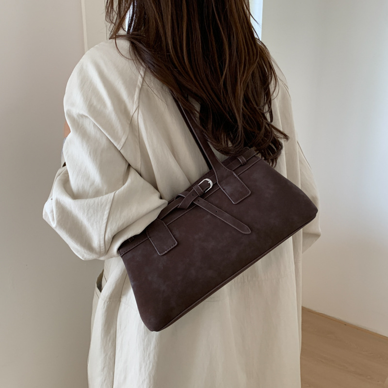 Retro nicho bolso de terciopelo de seda mujer 2025 nuevo estilo de viaje universal bolso de hombro de brazo bolso de moda ocio