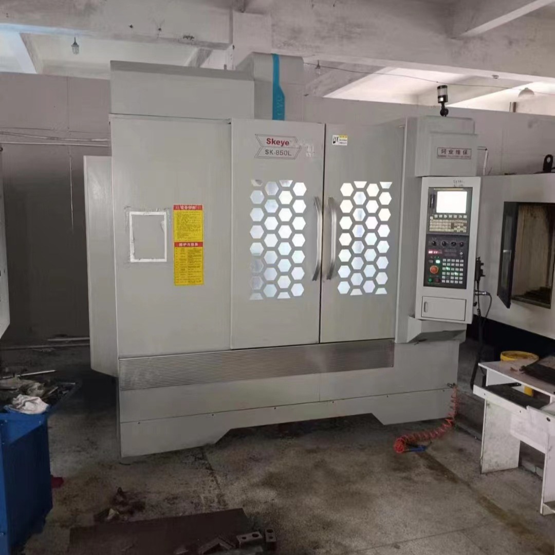 处理二手珂业SK-V85立式加工中心主轴转速15000电机功率11