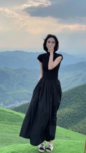 高端黑色连衣裙子女小众设计感奢华大牌法式赫本风显瘦长裙女夏季