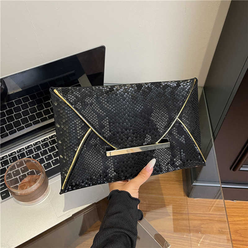 Elegant Evening Clutch Bag For Women Solid Colour Envelope Style_voghion.com