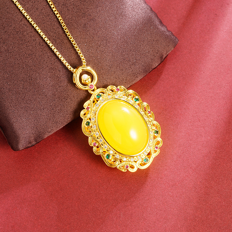 Vietnam Sha Jin retro estilo chino versátil imitación jade colgante flor tallada joyas de estilo de corte fuente transfronteriza al por mayor