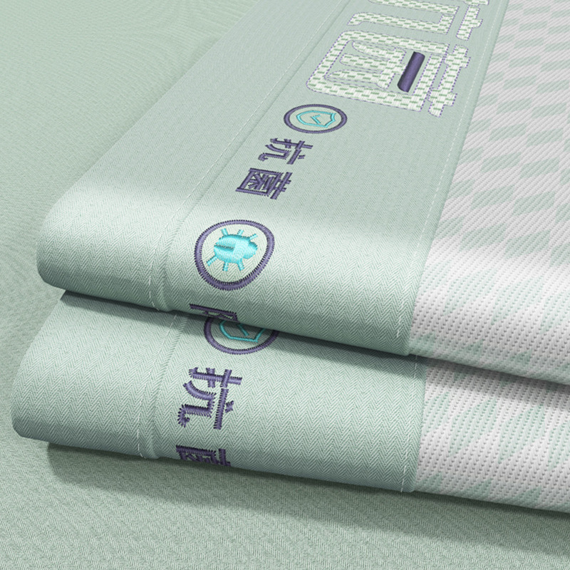 Ice Silk Cooling Mat 3-Piece Set for Summer – Machine-Washable Bed Skirt, Rattan Mat, and Grass Mat for Air-Conditioned Bedrooms – Wholesale for Cross-Border Trade