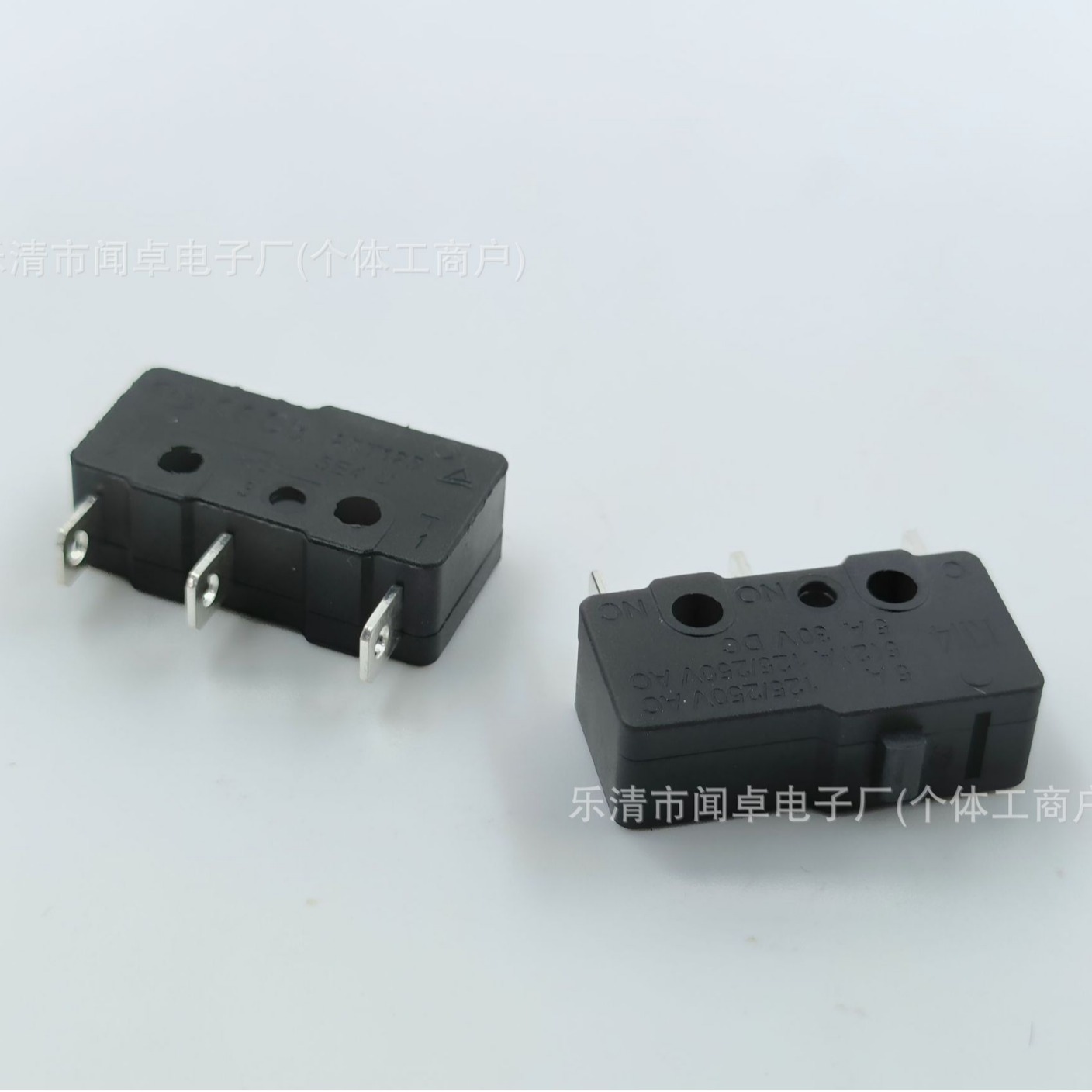 销售供应小/大/中微动开关 黑色 铜触电 三脚微动开关