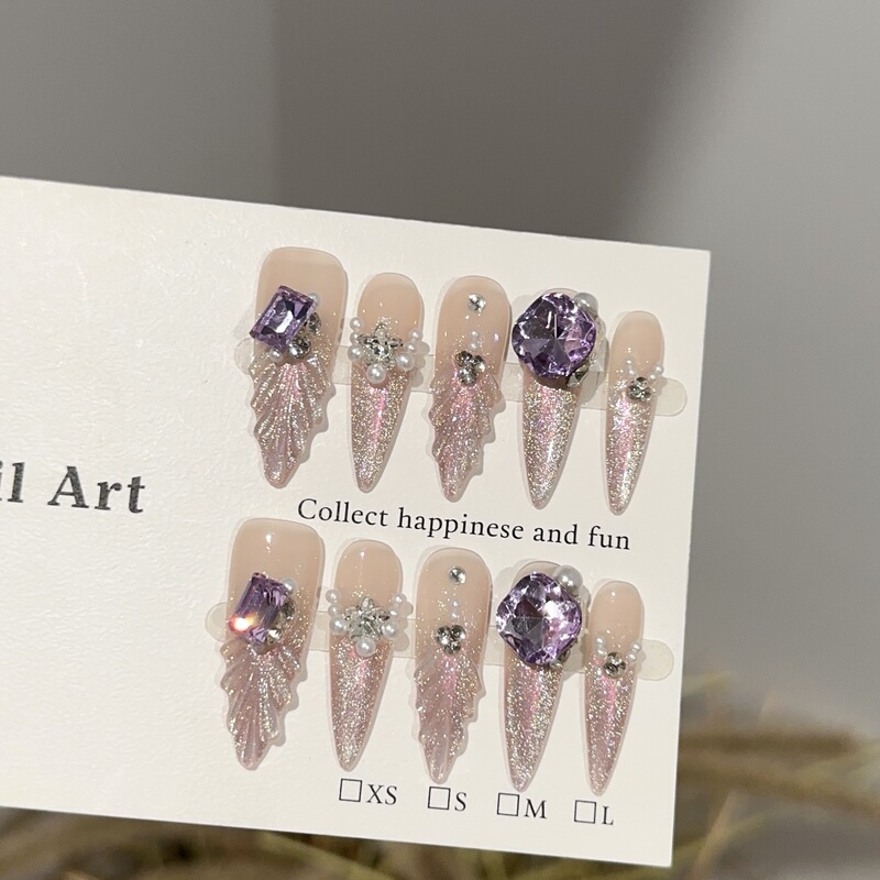 Purely Handmade Wearable Nails, High-End Autumn and Winter Pink and Purple Cat-Eye Manicure Patches, Piles of Diamonds and Sparkling Fake Nail Patches Purely Handmade Wearable Nails, High-End Autumn and Winter Pink and Purple Cat-Eye Manicure Patches, Piles of Diamonds and Sparkling Fake Nail Patches