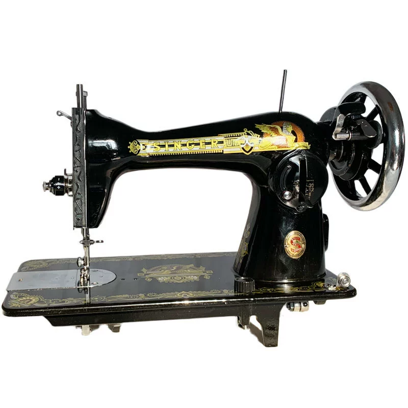 Швейная машина Singer 15CH Classic, старинная, бытовая, с ножной педалью, черная, с столиком.