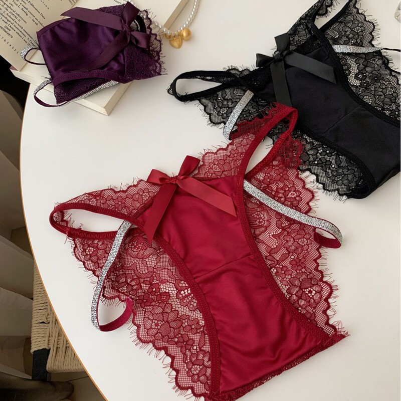 Lace Sexy Underwear Women's Shiny Diamond Trim Briefs Pure Desire Girl Underwear Temptation Low Waist Half Hip T