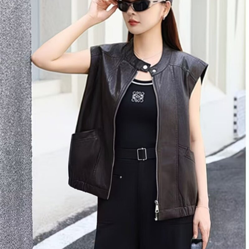 Korean-style retro protein leather vest for women, 2026 spring and autumn new model, zippered, loose-fitting, versatile, slimming PU leather vest Korean-style retro protein leather vest for women, 2026 spring and autumn new model, zippered, loose-fitting, versatile, slimming PU leather vest