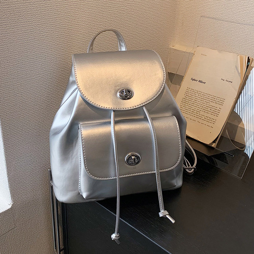 高级感小包包女2024新款时尚百搭双肩包韩系书包小众外出手提背包