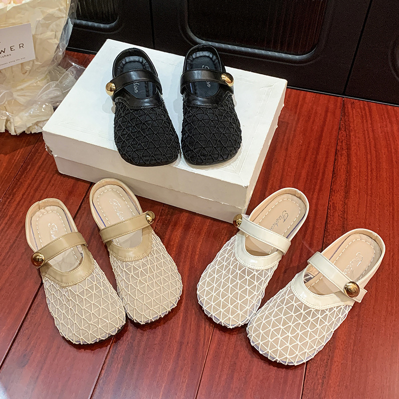 Outer Wear Slippers 2025 Summer New Designer Fashionable Hollow Sandals and Slippers Women Flat Mary Jane Slippers Women