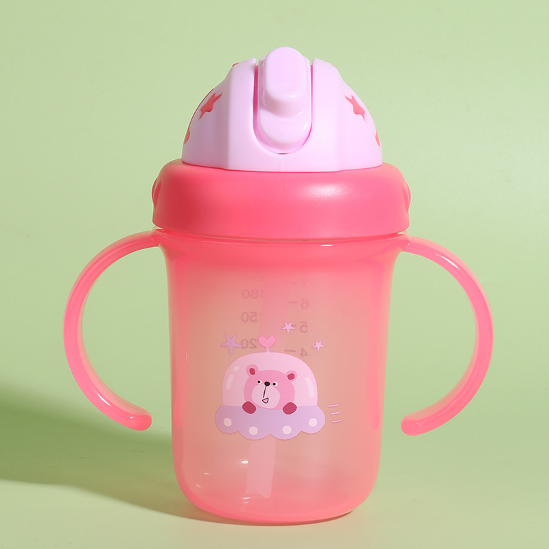 Taza de agua para niños taza de paja de plástico de gran capacidad para bebés beber taza de agua portátil a prueba de fugas taza de verano al por mayor