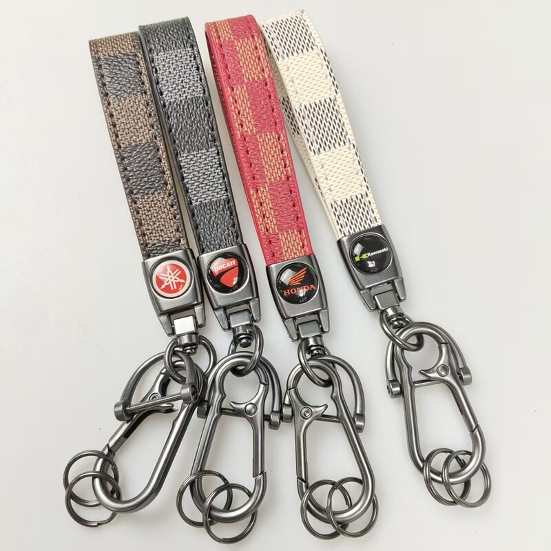 Leather Woven Car Keychain, Handmade Woven Rope Pendant, Fashionable Car Key Chain Ring Gift for Men and Women