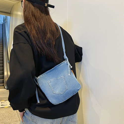 Sustainable Boho-Chic American-Style Tote Bag 2025 Summer: Smart Camp Denim Bucket Bag for Commuting, Large-Capacity Canvas Design