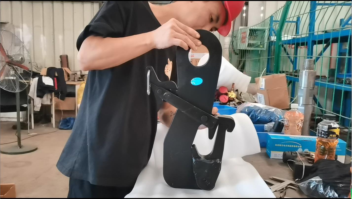 10吨脱钩器发货