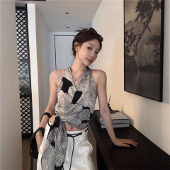 设计感复古印花交叉v领挂脖吊带背心女夏季绑带修身气质外穿上衣
