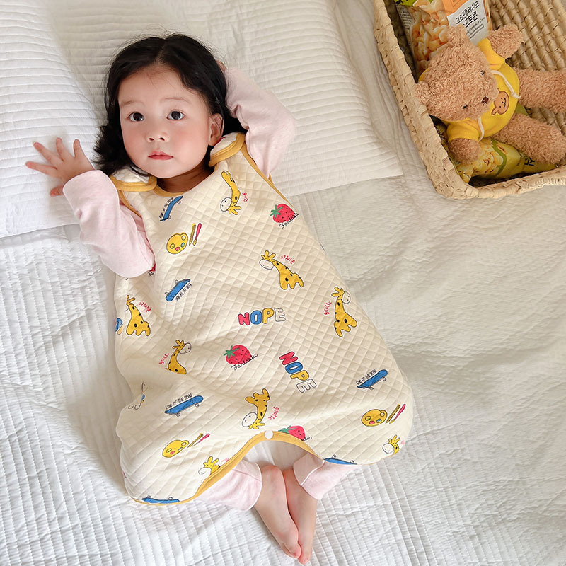 Quilted strawberry, giraffe