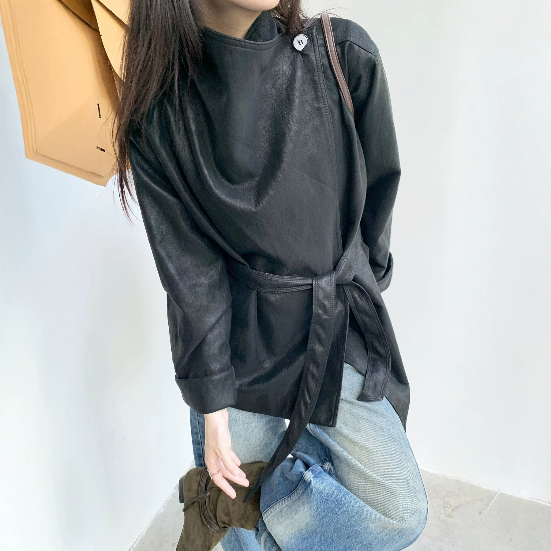 Mid-length leather jacket for women, retro style, Korean version, stylish, versatile, casual, PU leather jacket