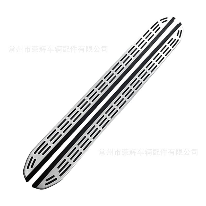 Suitable for BAIC BJ30 side steps, car exterior entry footboards, anti-collision and wear-resistant body protection accessories