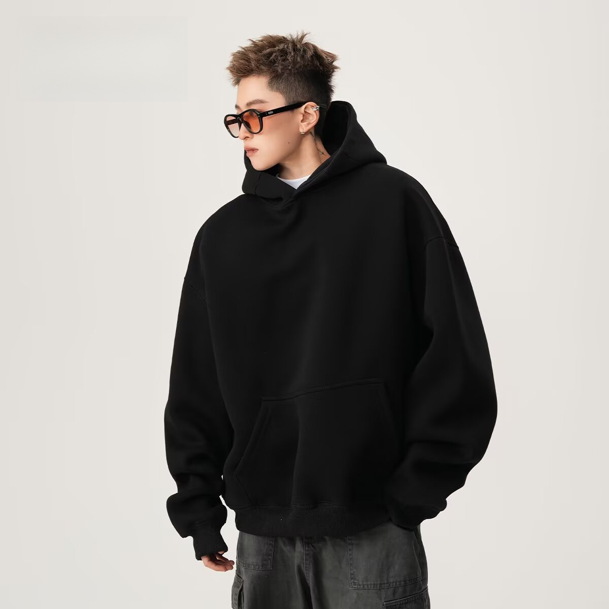 Sweat à capuche, marque tendance automne-hiver, couleur unie, coupe ample, veste résistante et polyvalente_voghion.com