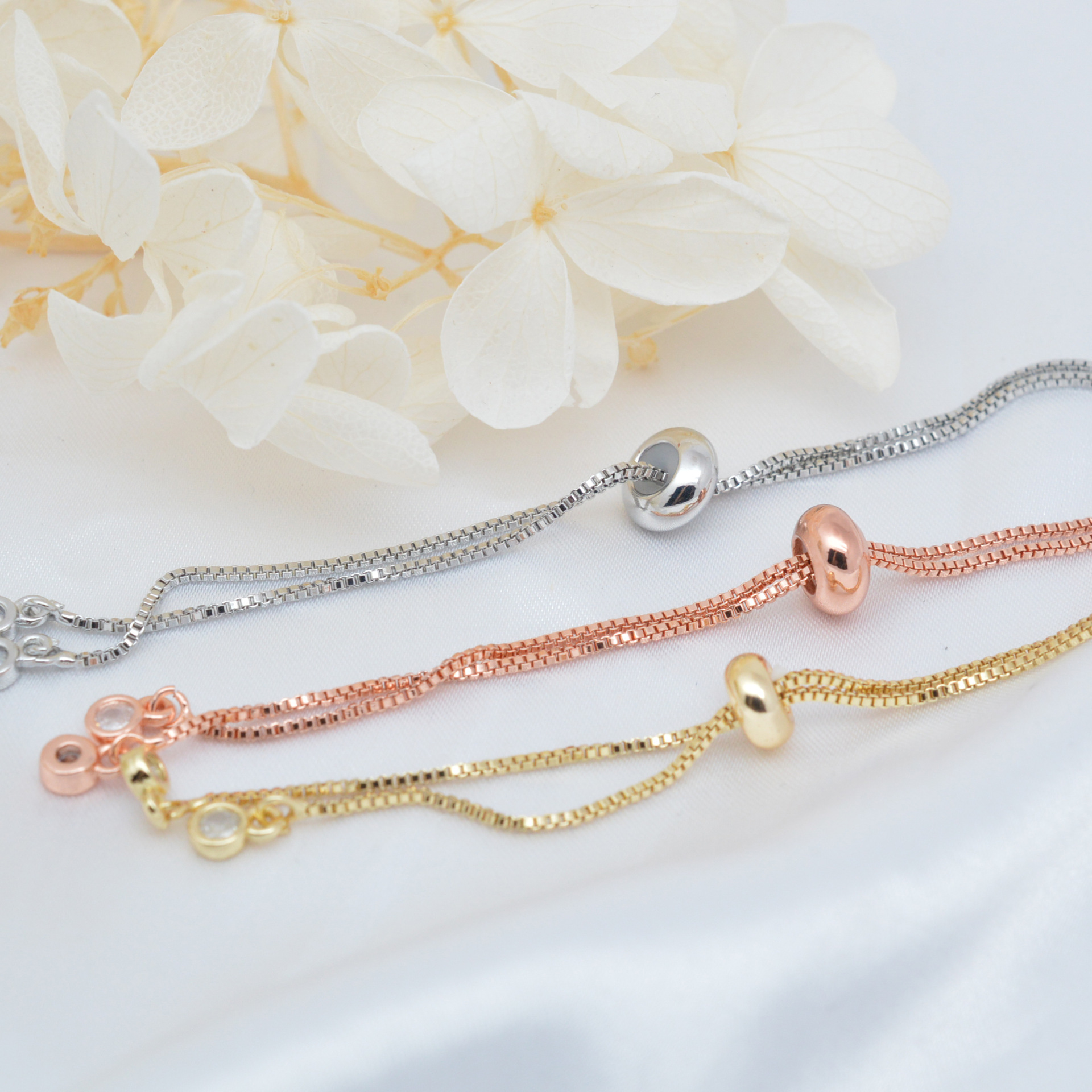 7g Weight Chain Jewelry Making Type 18K Gold Plated Plating Material Rhinestones Inlay Material Bracelets Classification 1 Piece Copper Rhinestones 18K Gold Plated Bracelets
