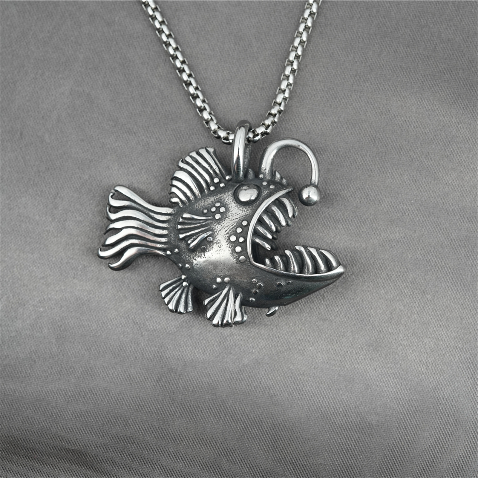 Jewelry hip-hop style