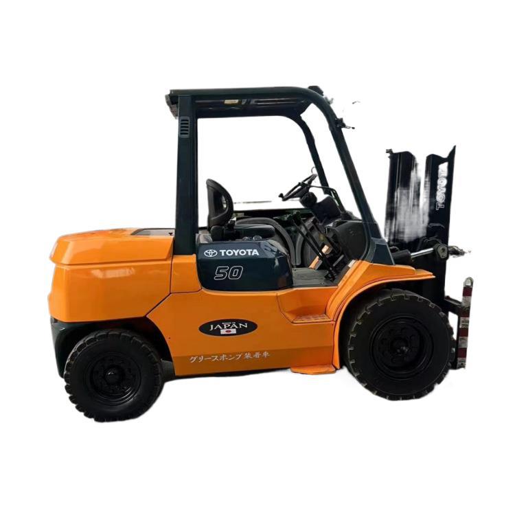 Exportación perenne de segunda mano Toyota 3 toneladas 5 toneladas 3 pórtico elevación de 4,5 metros de carretilla elevadora diesel TCM