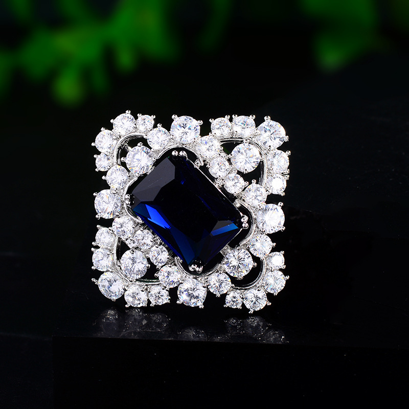 Vintage Minimalist Brooch For Men Stylish Accessory For Suits_voghion.com