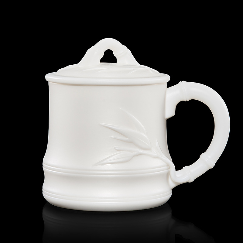 Porcelana color Mancheng Dehua porcelana blanca con tapa filtro oficina con revestimiento de separación taza de agua taza de té grande de cerámica personal