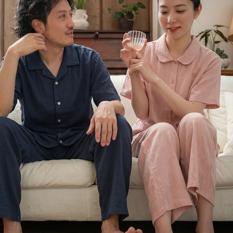 Cashmere cotton double-layer gauze couple's loungewear, short-sleeved long-pants pajamas, casual, unisex, plus size, can be worn outside Cashmere cotton double-layer gauze couple's loungewear, short-sleeved long-pants pajamas, casual, unisex, plus size, can be worn outside