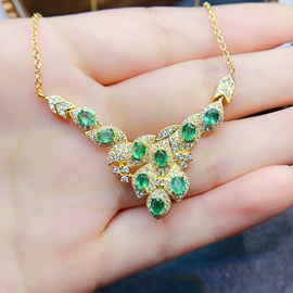 宝石手饰;宝石项饰;宝石耳饰