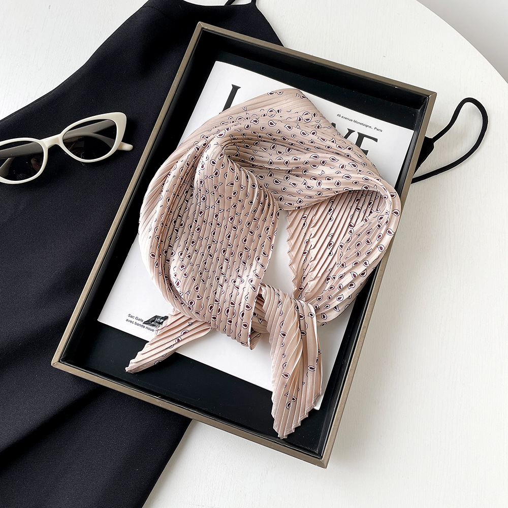 Women's Pleated Silk Scarf Leopard Print Satin Neckerchief Style_voghion.com