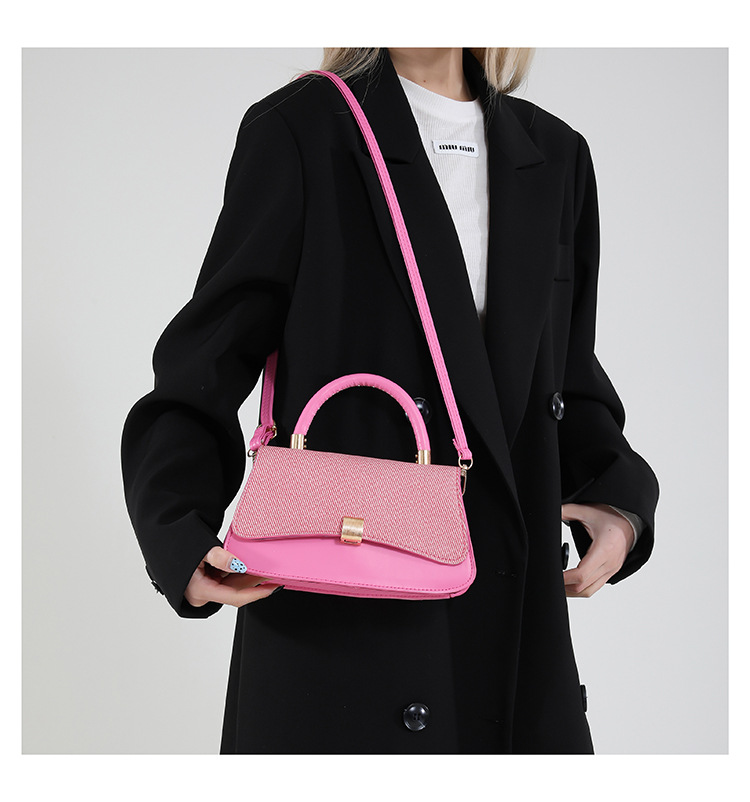 493g Weight Lock clasp Closure Type Single Shoulder Strap, Top Handle Strap Type Crossbody Bag Bags Type Daily Occasion Pu Leather Material Color Block, Solid Color Pattern All Seasons Season Women's Gender Streetwear Style Square Shape Small Size Women's Small Pu Leather Color Block Solid Color Streetwear Square Lock Clasp Crossbody Bag 3
