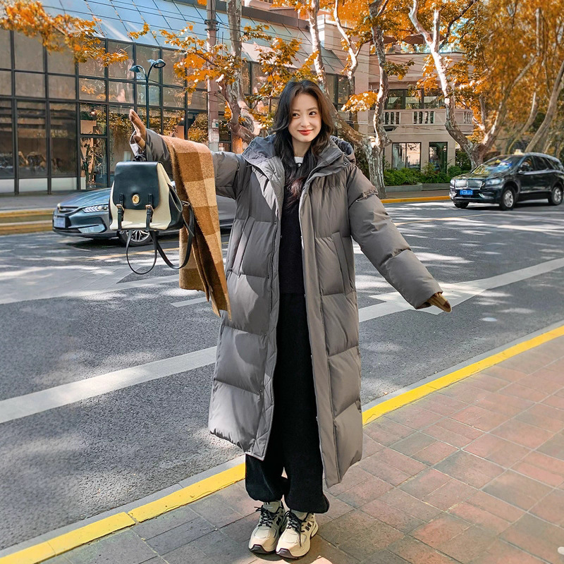 High-End New Chinese Opera down Jacket for Women, Long Over-The-Knee Winter Thickened Student Warm Loose Unisex Couple Coat