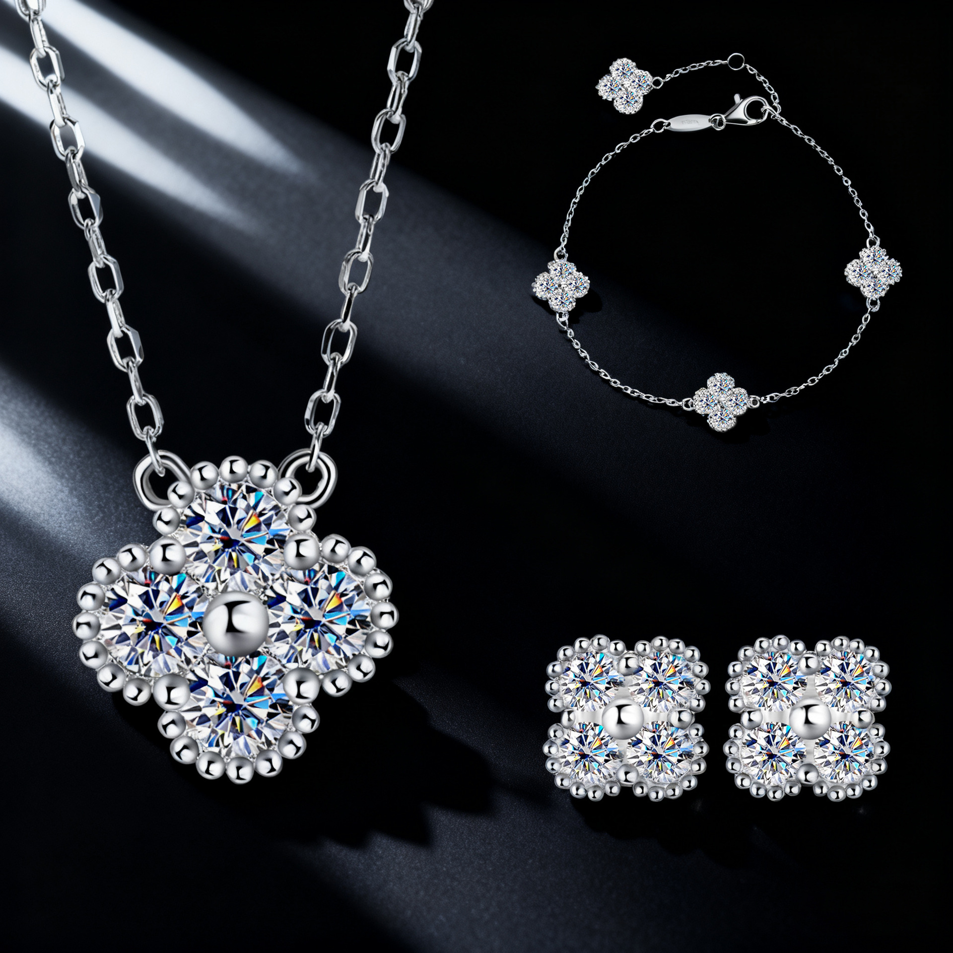 Cross-Border Supply S925 Sterling Silver Moissanite Four-Leaf Clover Pendant Necklace Bracelet Earrings Three-Piece Set Jewelry Wholesale