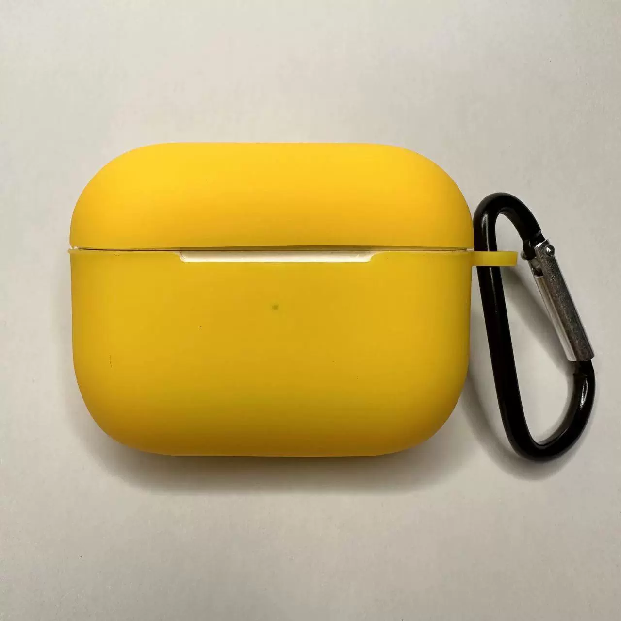 Силиконовый защитный чехол для Apple AirPods (1/2/3, Pro, Pro 2), цветной, с карабином/без карабина