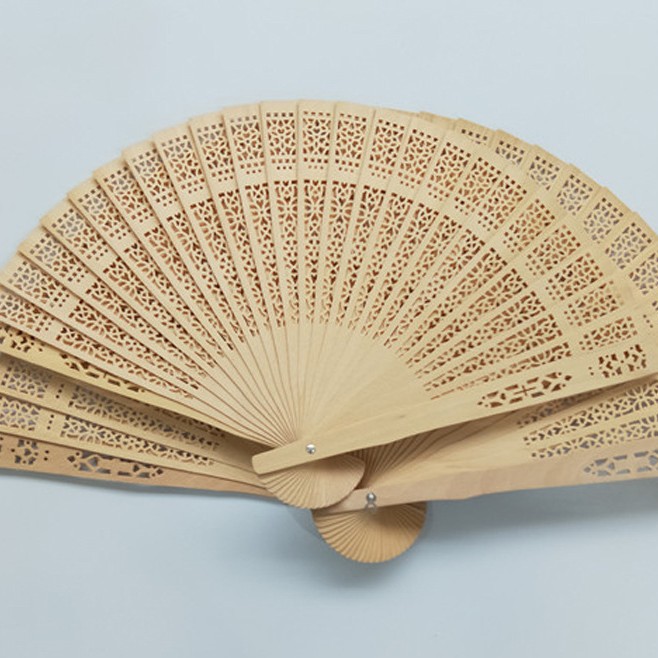 Hay en stock completo ventilador de madera de perforación ventilador de sándalo tallado ventilador de madera 20cm 23cm tamaño disponible