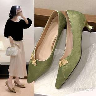 �Ї��L�p�ݼ��^�����߸�ЬŮ2025�¿��I���\��������С����Ь