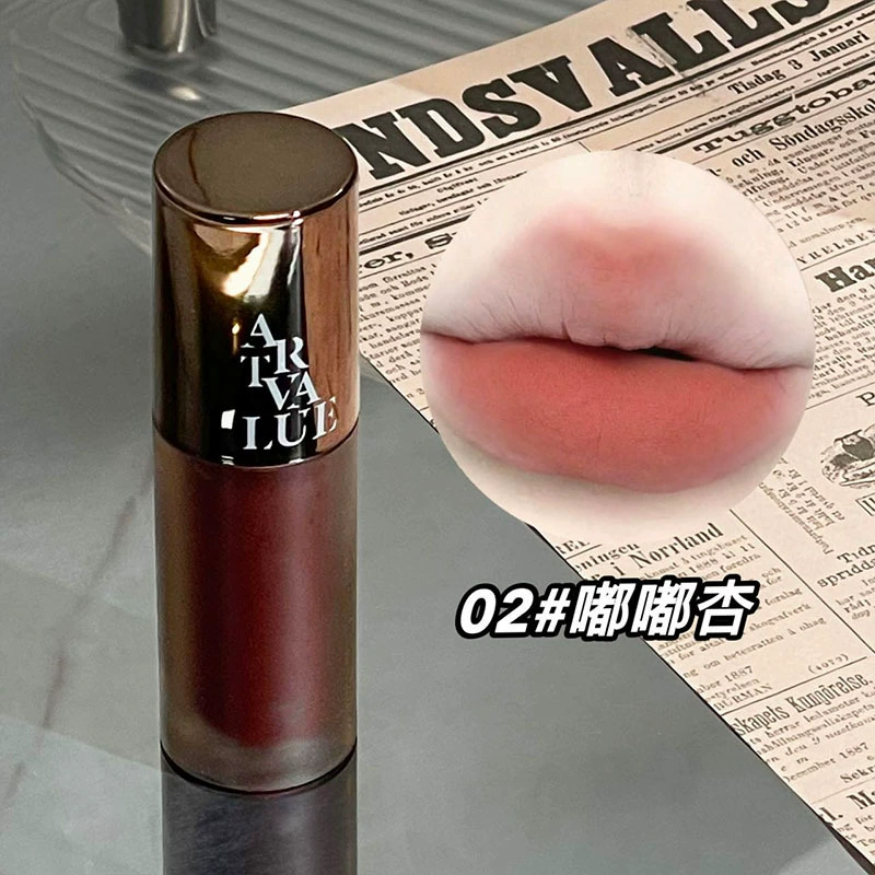 Matte metallic lipstick (Art Value), punk style, translucent shading
