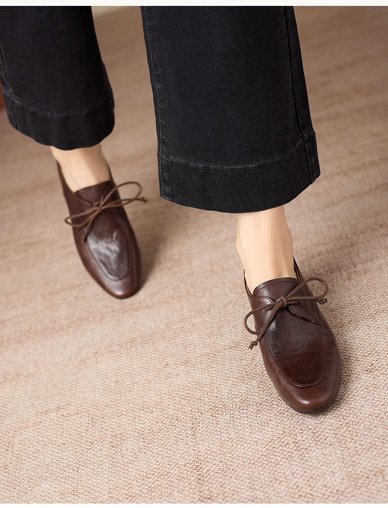 Giày da nữ kiểu Anh buộc dây mũi nhọn gót vuông 4 cm — màu nâu chi tiết 10