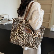 羳SұyذnϵͬrŮμٴŮ