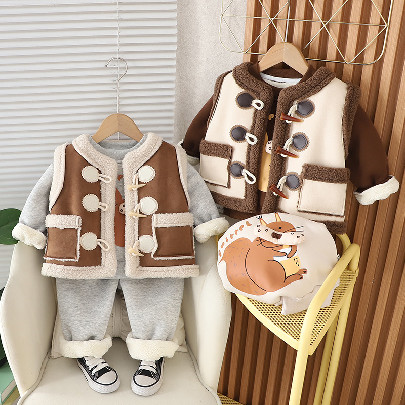 男童套装秋冬加绒2024新款1一3岁儿童冬装宝宝加厚卫衣马甲三件套