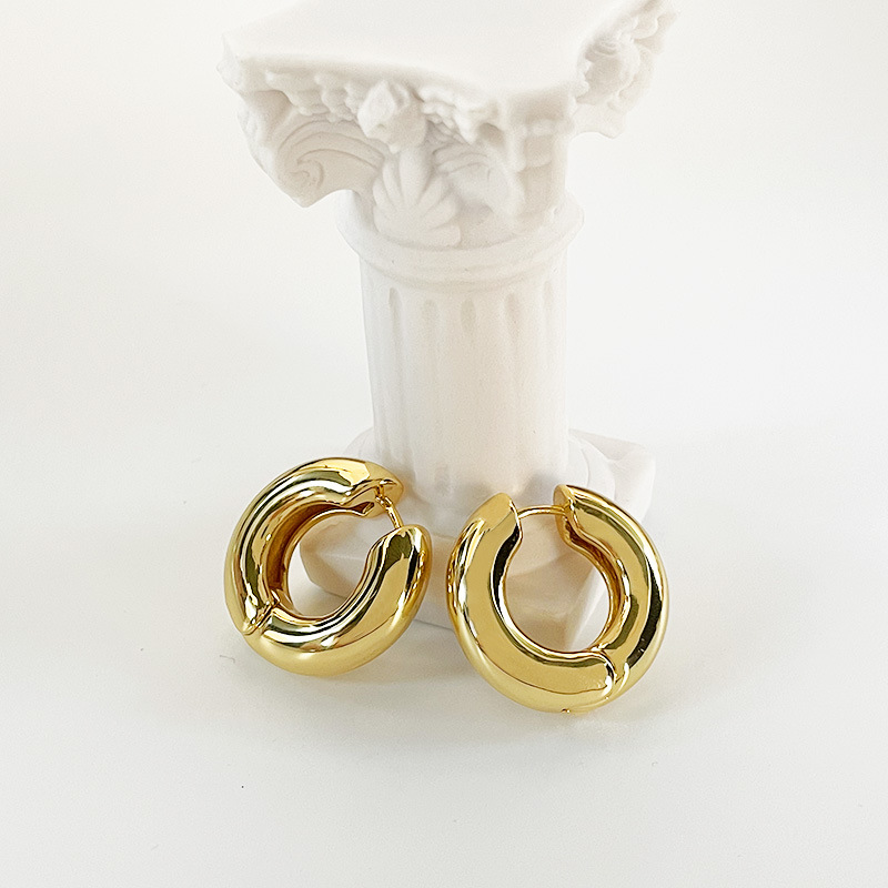 Copper Material Round Pattern 1 Pair Simple Style Commute Round Plating Copper Hoop Earrings