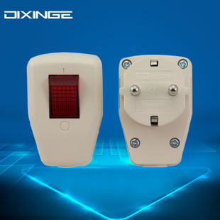 �Sɫ���_�P��ʽ���^�ӵ�16A ��Ҏ�Wʽ�˿ɲ�ʽ�Ӿ��Դ���^2P+E
